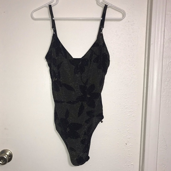 Sunflair by Jutta Friedman one piece suite. - Picture 7 of 9